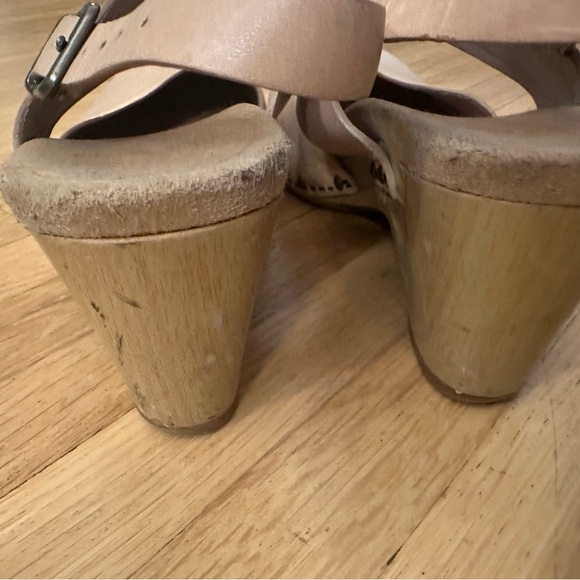 Dansko Women’s Thea Studded Dandal Size 36/5 - Picture 8 of 12